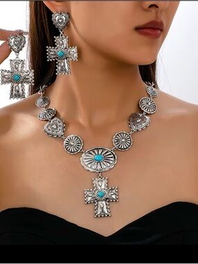 BOHO CONCHO PENDANT SET Turquoise Accent Silver Cross Necklace & Earrings Set